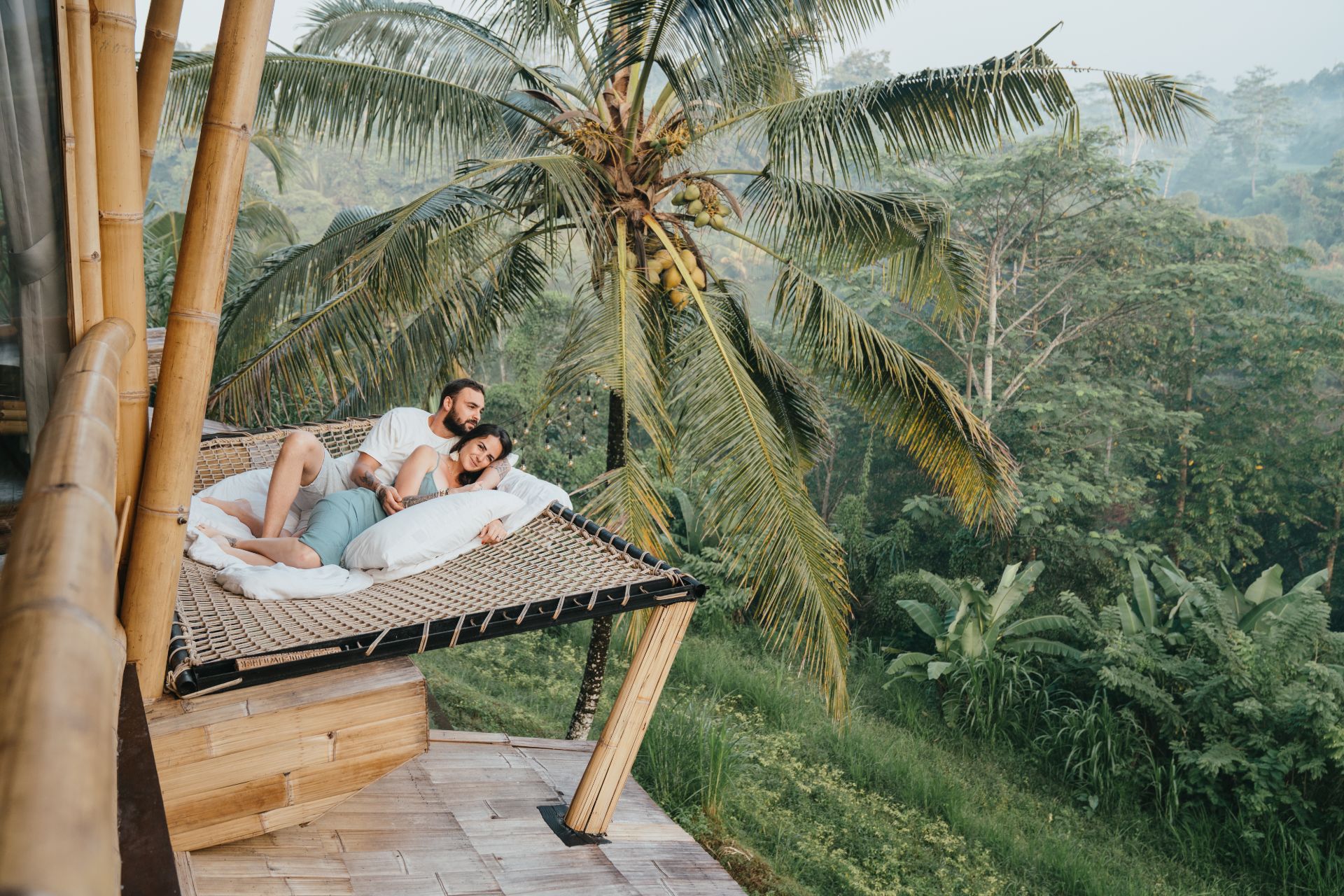 ceci matt photoshoot honeymoon session bali karangasem