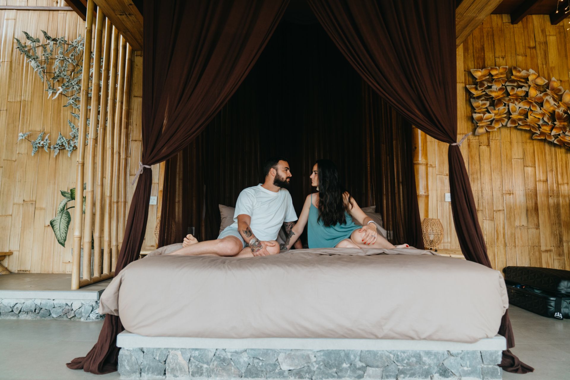 ceci matt photoshoot honeymoon session bali karangasem