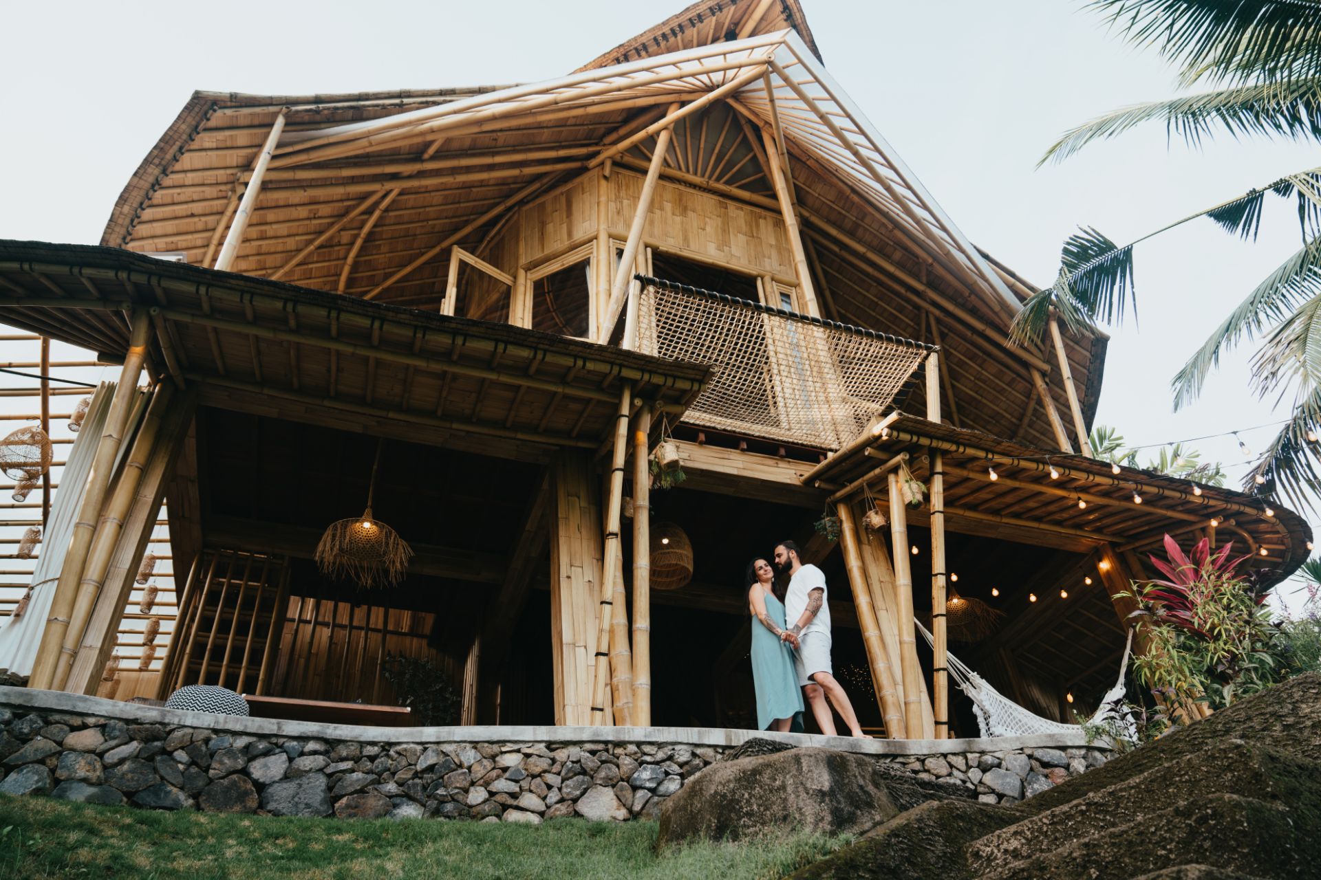 ceci matt photoshoot honeymoon session bali karangasem