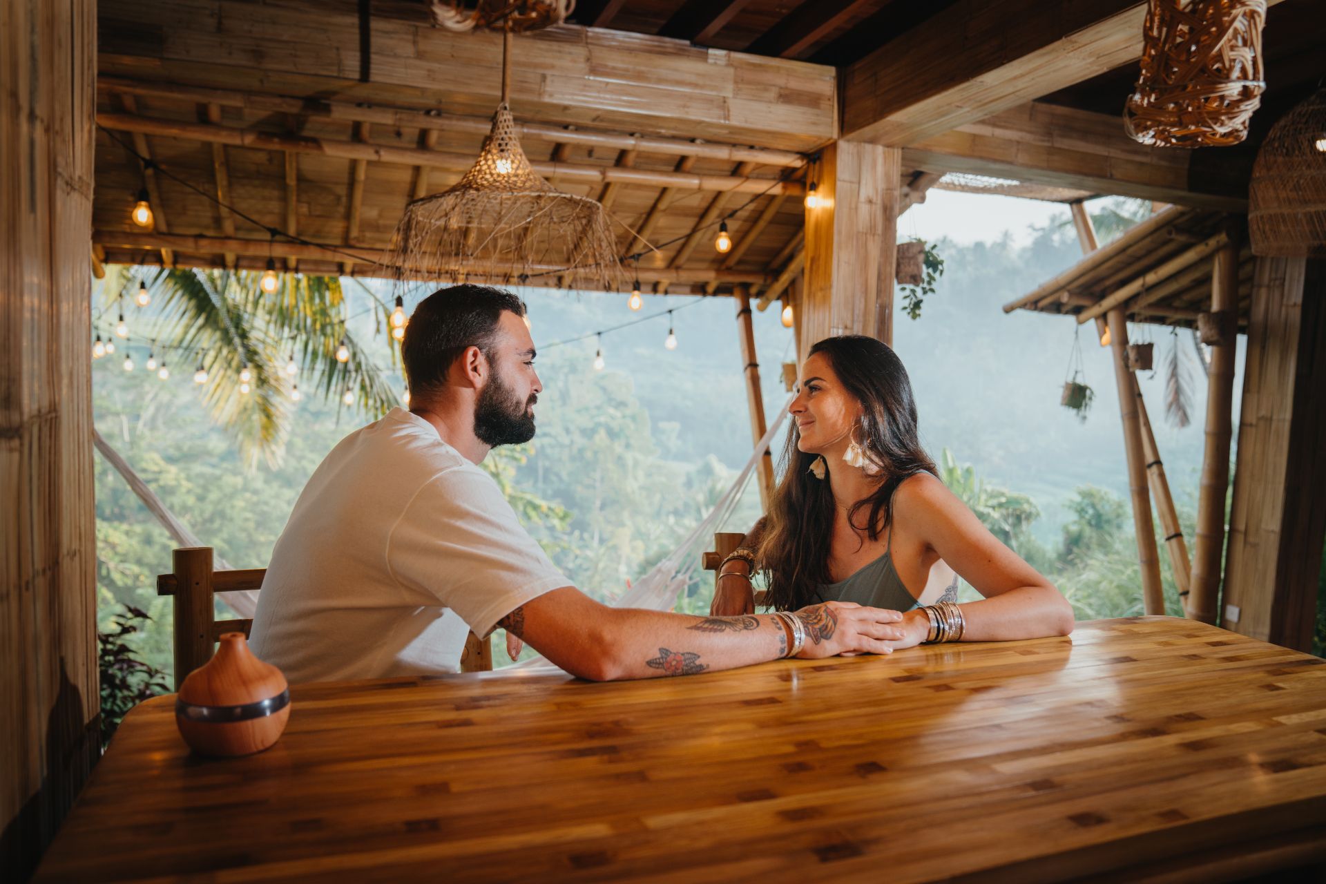 ceci matt photoshoot honeymoon session bali karangasem