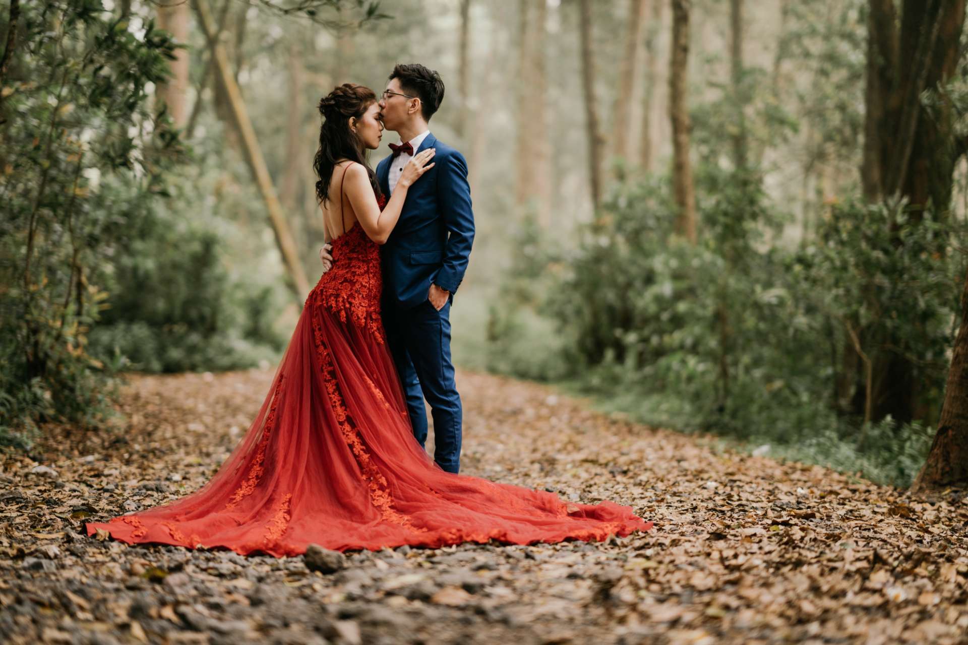via roy prewedding bali kintamani mountain forest