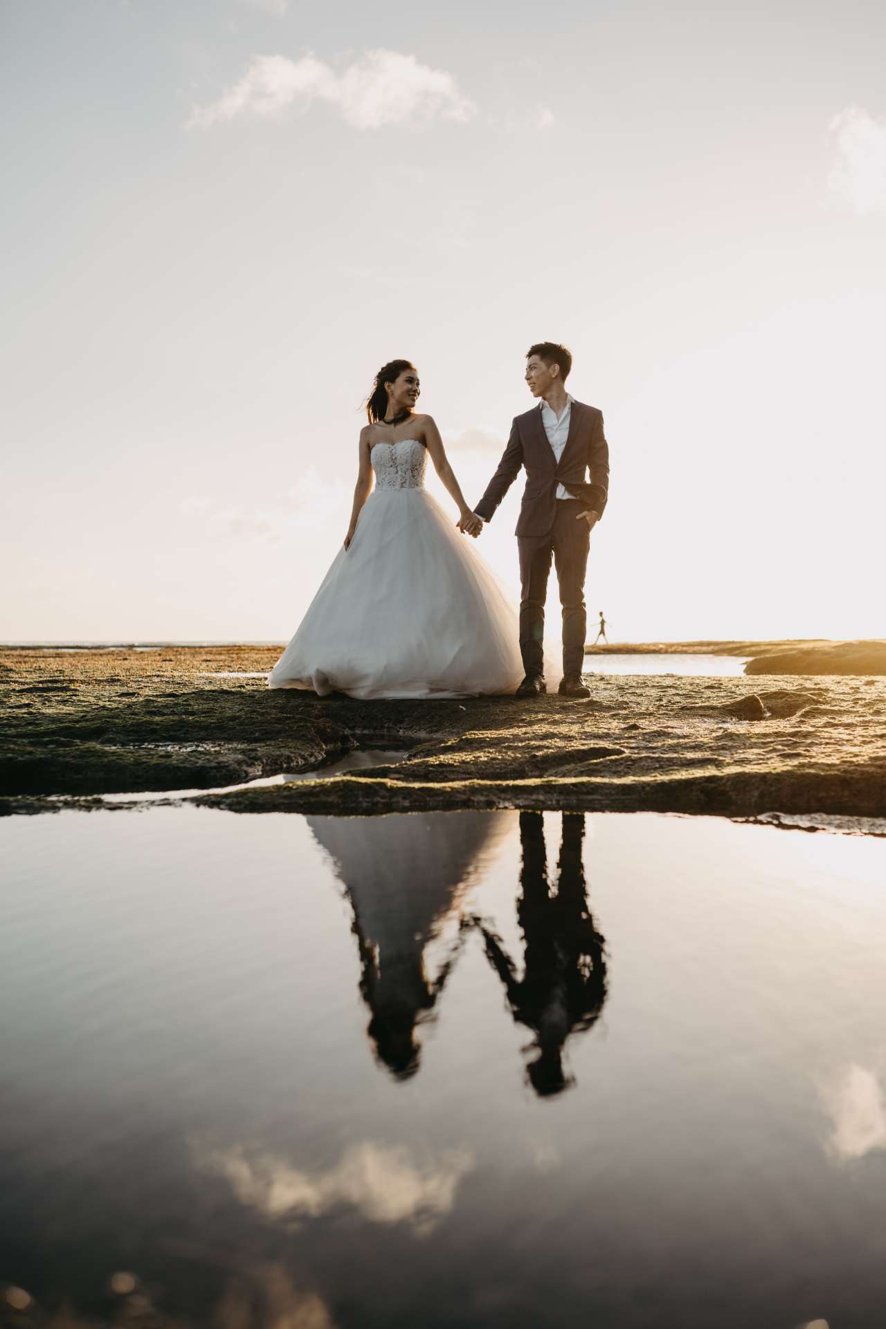 via roy prewedding bali nyayi beach